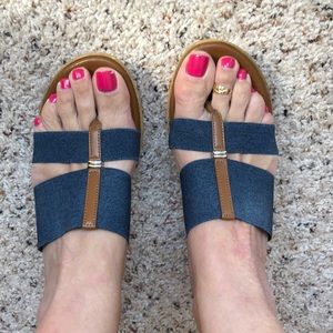 Denim wedge shoes